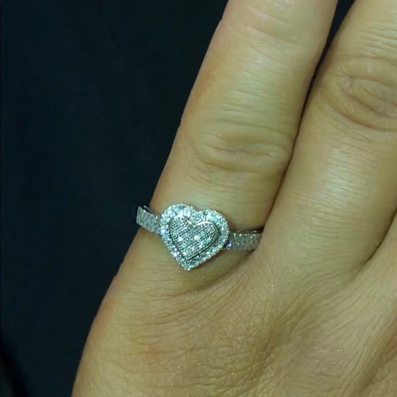 GND 0.30 ct diamond heart ring in 10kt gold - Picture 3 of 7